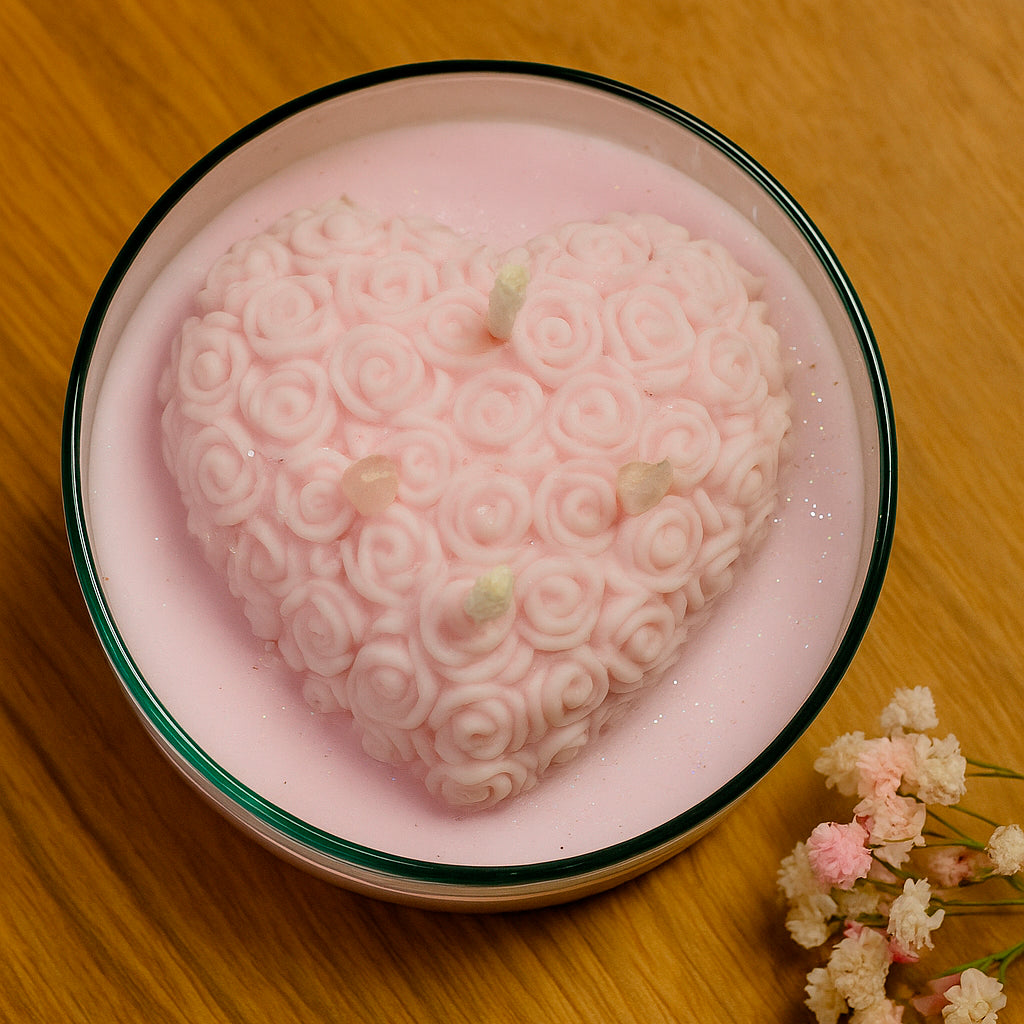 Llama del Corazón – Amor y Armonía - Rosas & Jazmín, Cera de Soya 100%